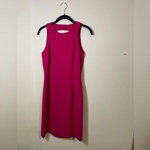 Papell Boutique Evening Women's Size 4 Sleeveless dress W/cut out back Fuchsia